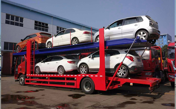 湖北程力一體化多功能隨車吊及新規轎運車盛大上市